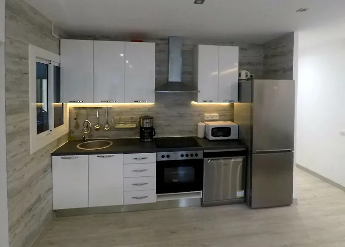 Your Home - Sagrada Familia Apartment
